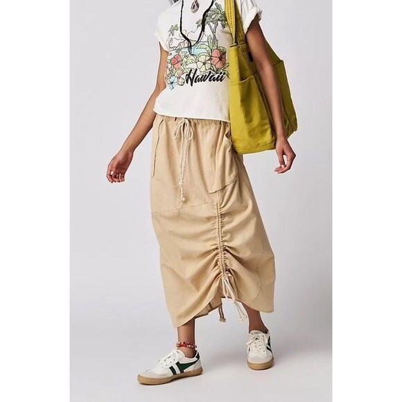 Free People Dresses & Skirts - NWT Free People Peach Sands Drawstring Cargo Skirt Size Small Beige Beach Boho